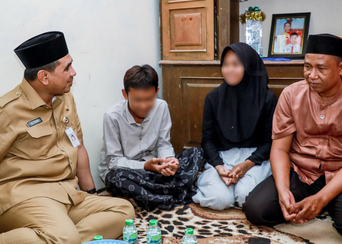 Wagub Jateng Kunjungi Keluarga Siswa SD Korban Bullying di Pemalang