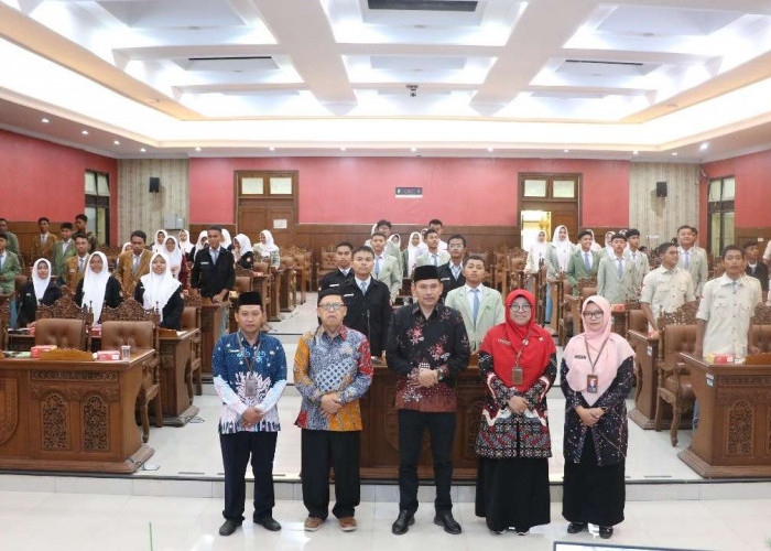 Dekatkan Pelajar dengan Fungsi Legislatif DPRD, Siswa MAN 1 Magelang Belajar Penyerapan Aspirasi