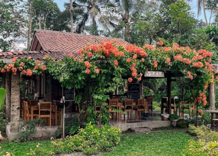 Cafe Magelang di Fay Garden, Kedai Hits Ala Negeri Dongeng dan Wahana Perahunya!
