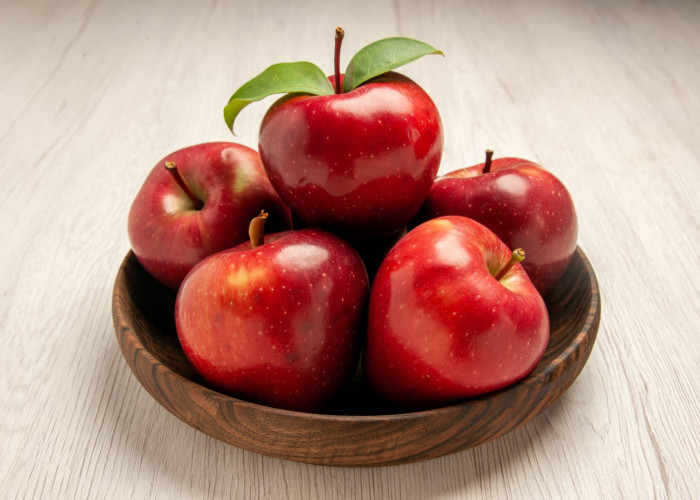 Rutinkan Makan Apel Setiap Hari dan Dapatkan 10 Manfaat Kesehatan Ini Hanya Dalam Satu Bulan