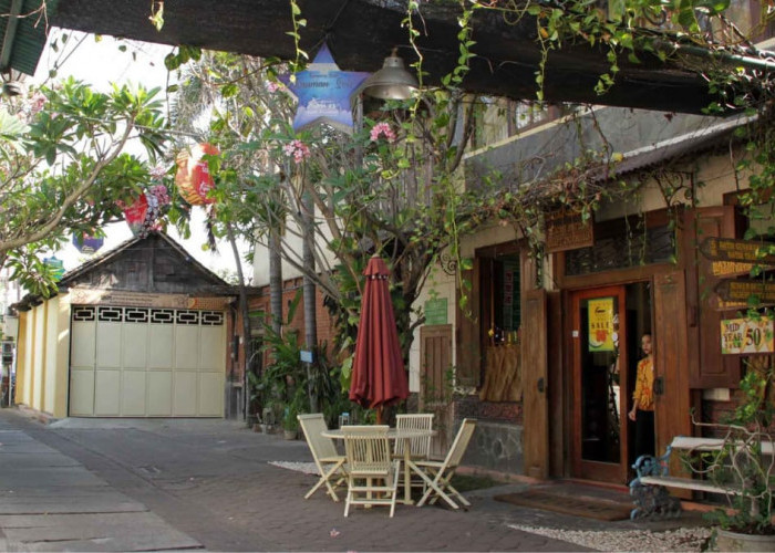 Spot Foto Favorit Anak Muda Sekarang, Menyusuri Kampung Batik Kauman Di Kota Surakarta 