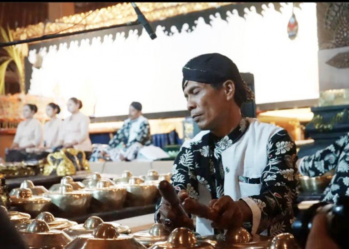 Wayang Kulit Kesenian Peninggalan Nenek Moyang yang Sangat Adi Luhung