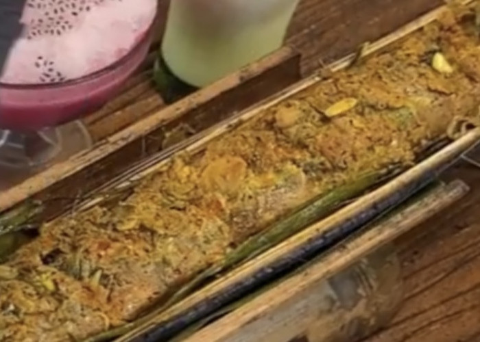 Wisata Gratis di Rajaklana Resto Sambil Menikmati Cakalang Bakar Bambu yang Lezat!