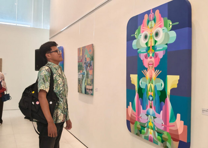 Gratis! Puluhan Lukisan Seniman Lokal Ramaikan ArtSpace ARTOTEL Leguna Magelang
