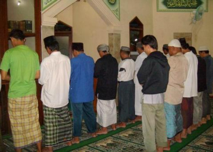 Orang-orang  yang Mendapatkan Udzur Meninggalkan Shalat Berjamaah di Masjid