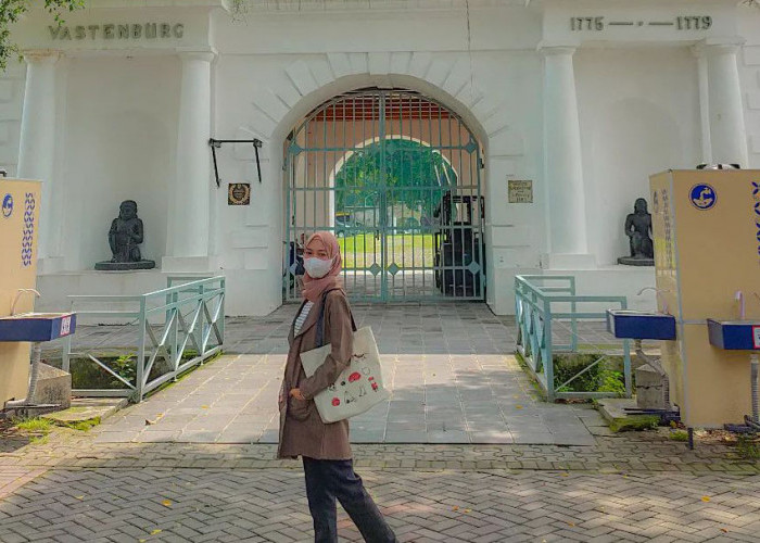 Benteng Vastenburg Solo