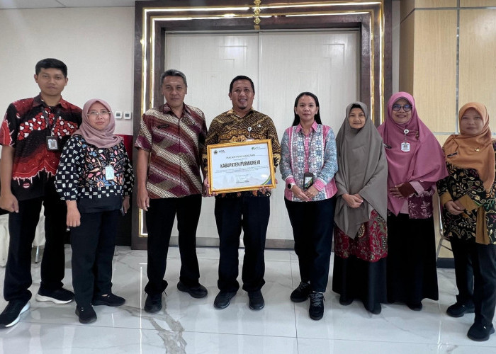 Purworejo Terima Penghargaan atas Optimalisasi DBHCHT untuk Perlindungan Pekerja