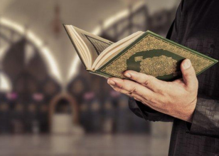 Disunnahkan Membaca Surat Al-Ikhlas, Al-Falaq dan An-Naas di Empat Waktu Istimewa Ini