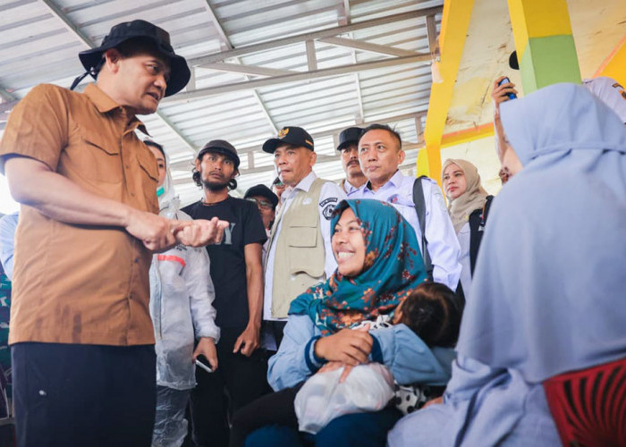 Tinjau Bencana Tanah Gerak Sirampog Brebes, Gubernur Ahmad Luthfi Percepat Relokasi Ratusan Warga Terdampak