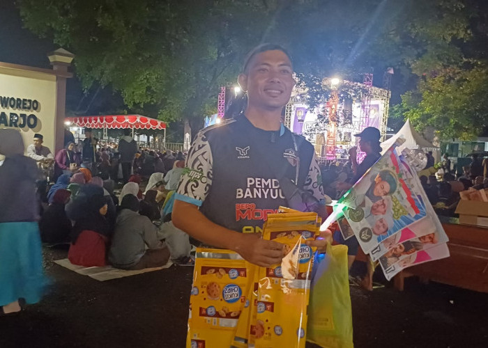 Ratusan Jamaah Ikuti Gema Sholawat Sambut Ramadan dan Hari Jadi ke-195 Purworejo di Kutoarjo