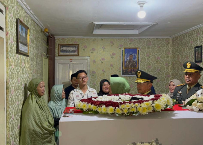 Kedatangan Jenazah Serka M Nur Ichwan di Mertoyudan Magelang Diwarnai Isak Tangis