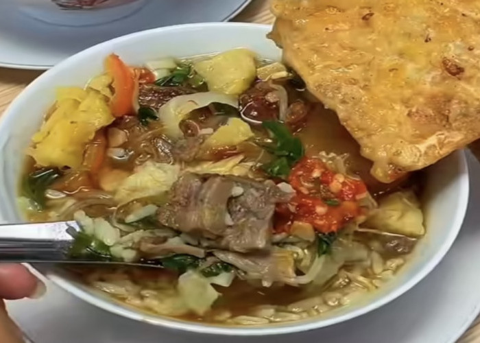 Nongkrong Sambil Kulineran di Nyoto Seger Magelang, Lokasinya Pinggir Jalan Magelang-Purworejo!