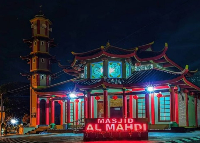 Masjid Al-Mahdi Magelang, Keunikan Arsitektur Khas Tionghoa yang Mirip Klenteng!