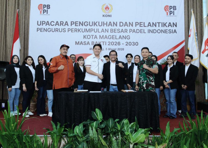 Resmi Dikukuhkan, Juniar Jais Pimpin Pengurus PBPI Olahraga Padel Kota Magelang