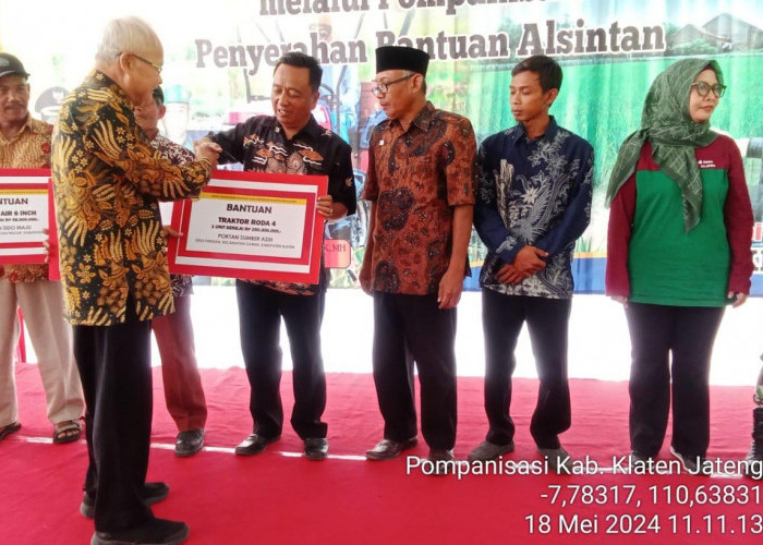 Antisipasi Dampak El Nino, Kementan Serahkan Pompa di Klaten