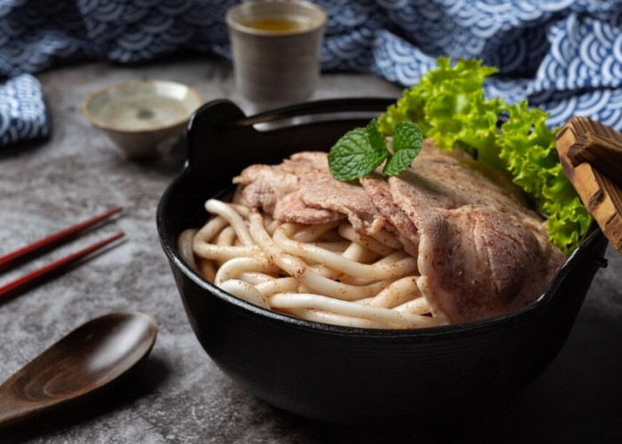 Cara Membuat Udon Ala Rumahan, Cukup Pakai 2 Bahan!