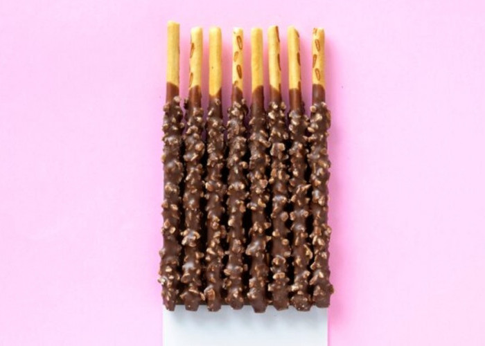 Ayo Membuat Stick Cokelat, Inspirasi Isi Toples Lebaran Gak Perlu Oven dan Mixer