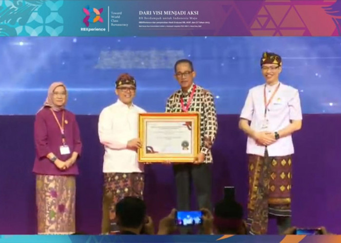 Penghargaan Perdana, Disdukcapil Kota Magelang Ditetapkan Sebagai Wilayah Bebas Korupsi