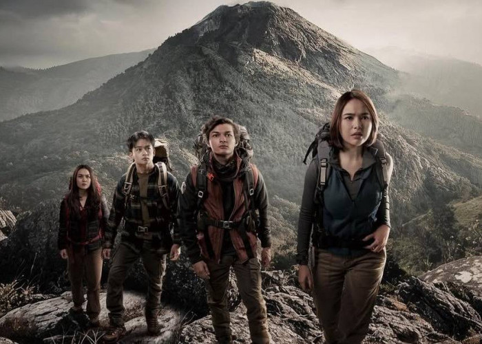 4 Film Indonesia yang Berlatar Gunung, Mulai 5 cm Hingga Petaka Gunung Gede