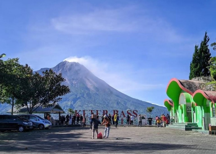 Melihat Gagahnya Gunung Merapi dari Objek Wisata Ketep Pass Magelang!