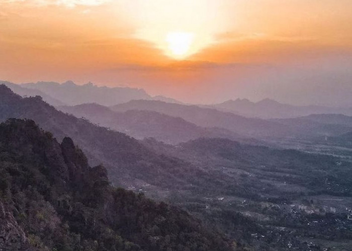 View Sunset dari Enam Langit By Plataran Borobudur