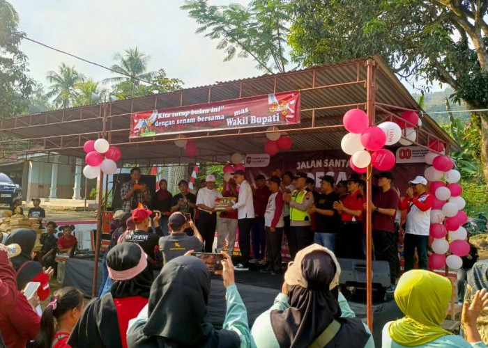 Jalan Santai Desa Kaliharjo, Wabup Dion Agasi: Semoga Purworejo Tetap Waras Slamet