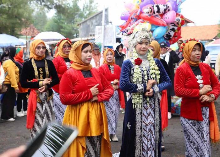 Ratusan Anggota Ijarki Wonosobo Serbu Pantai Dewaruci Purworejo