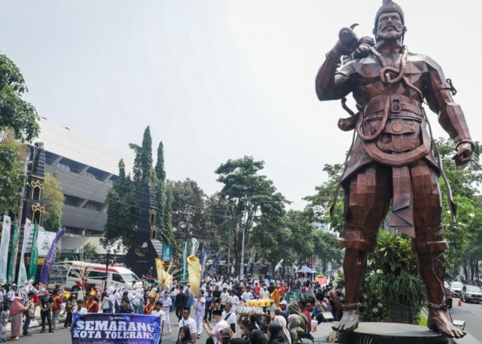 Pawai Ta’aruf MTQ Nasional XXXI di Semarang Tampilkan Keragaman Budaya Nusantara