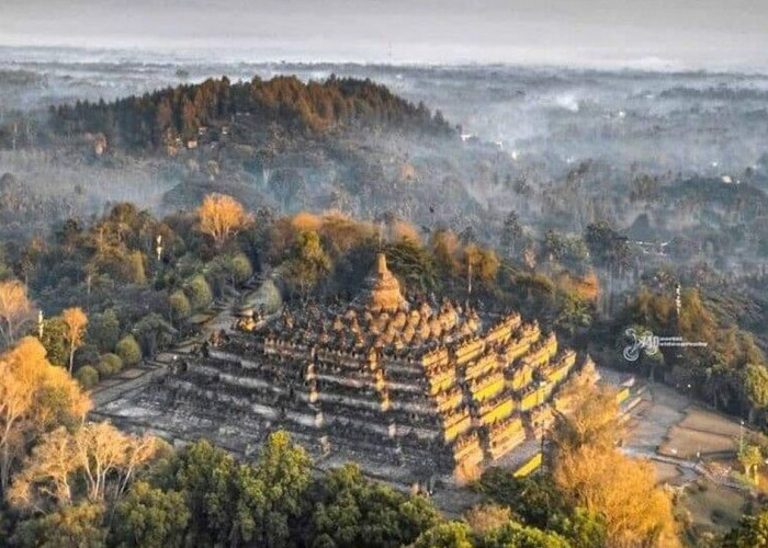 Golden Sunrise Puntuk Setumbu, Wisata Eksotis Magelang dan Rute dari Candi Borobudur