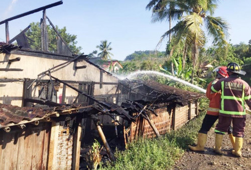 Ditinggal Beli Sayur, Dapur Rumah di Krasak Salaman Terbakar