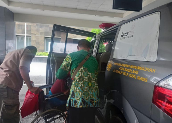  Pakai Ambulans, Lazismu Kota Magelang Layani ‘Jemput Sakit Pulang Sehat’