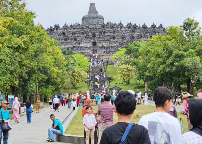 Musim Liburan Sekolah, Kunjungan Wisatawan ke Candi Borobudur Naik hingga 10.000 Per Hari