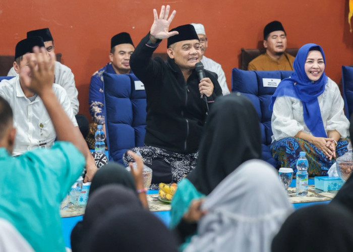 Ahmad Luthfi Buka Puasa Bersama Anak Panti di Salatiga, Undang Lebaran ke Kantor Gubernur