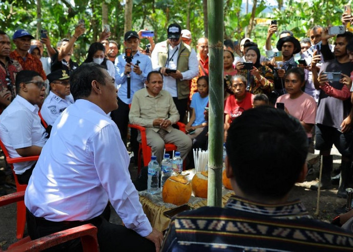 Mentan Amran Batalkan Rapat Penting di Jakarta Demi Entaskan Kemiskinan di Alor
