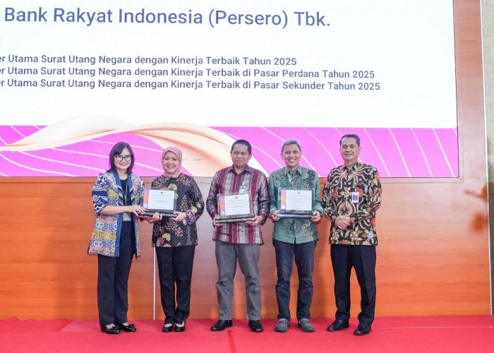 BRI Raih 3 Penghargaan Dealer Utama dengan Kinerja Terbaik dari Kemenkeu