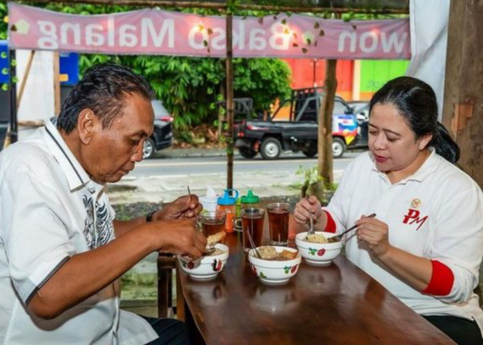 Puan dan Bambang Pacul Tampak Mesra Menyantap Bakso di Magelang, Gak Mau Kalah dengan Jokowi dan Prabowo?