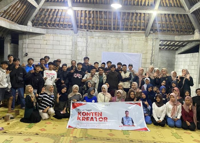 Mahasiswa KKN IAI An-Nawawi Bangun Kemandirian Digital Pemuda Dusun Duren Magelang