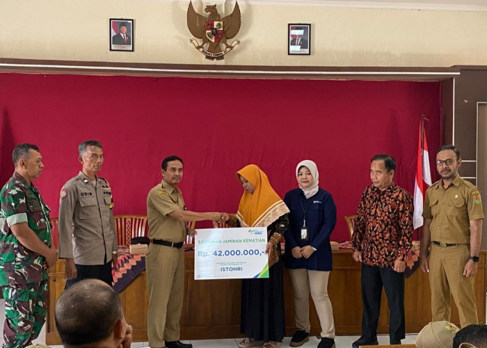 BPJS Ketenagakerjaan Magelang Serahkan Santunan Rp42 Juta untuk Ahli Waris BPD Tempursari