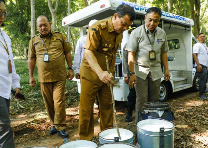 Gubernur Ahmad Luthfi Ingatkan Implementasi Pengendalian Inflasi Harus Sentuh Masyarakat