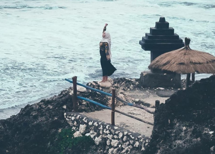 Kisah Raja Brawijaya V Yang Di Duga Membakar Dirinya Di Pantai Ngobaran Gunungkidul, Cek Ulasannya!