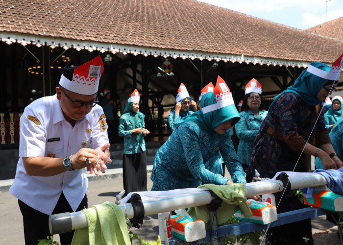 Peringatan Hari CTPS Sedunia: Pjs Bupati Ajak Warga Purworejo Rajin Cuci Tangan