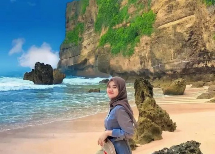 Ada Lagi Nih! Pantai Karang Payung Di Wonogiri Jadi Destinasi Wisata Murah Yang Menawan