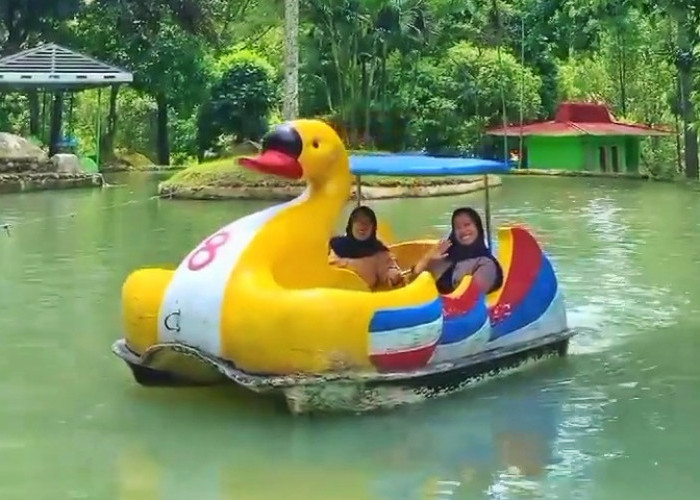 Wisata perahu di TKL Ecopark Kota Magelang