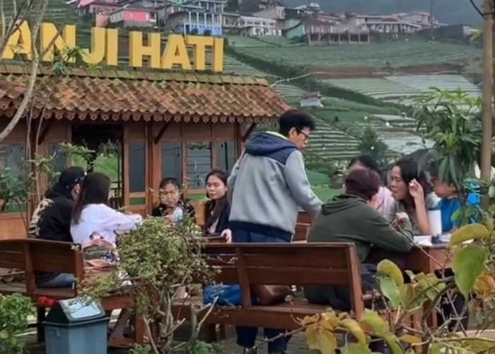 5 Tempat Makan Yang Berada Tak Jauh Dari Wisata Nepal Van Java Magelang 