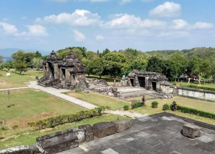 Destinasi Wisata Sejarah Yogyakarta,Inilah Sejarah Candi Ratu Boko