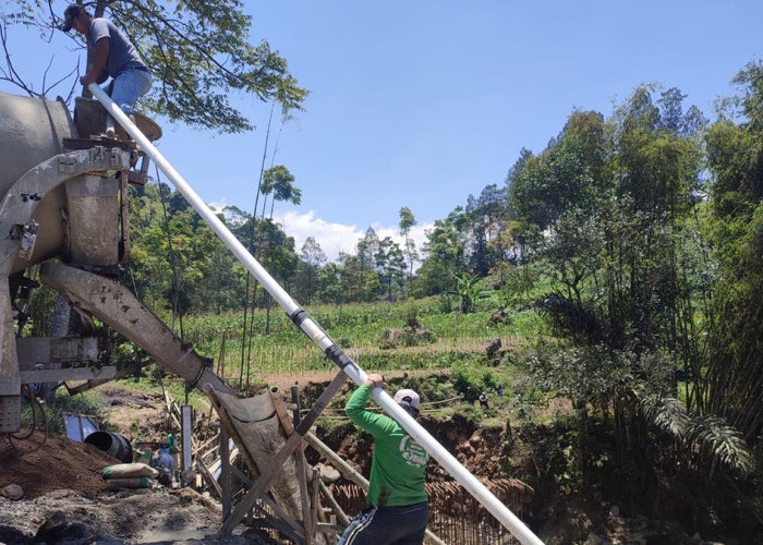 Buka Jalur Tlogo -Jengkol, Pemkab Wonosobo Gelontorkan Dana Rp7,6 Miliar