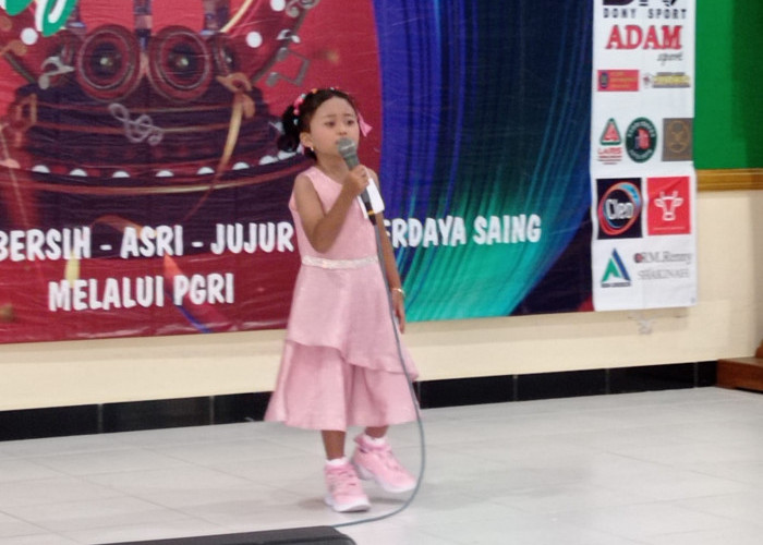 208 Peserta Anak dan Dewasa Bersaing dalam Lomba ‘Nyanyi’ PGRI Melodic Singing Competition