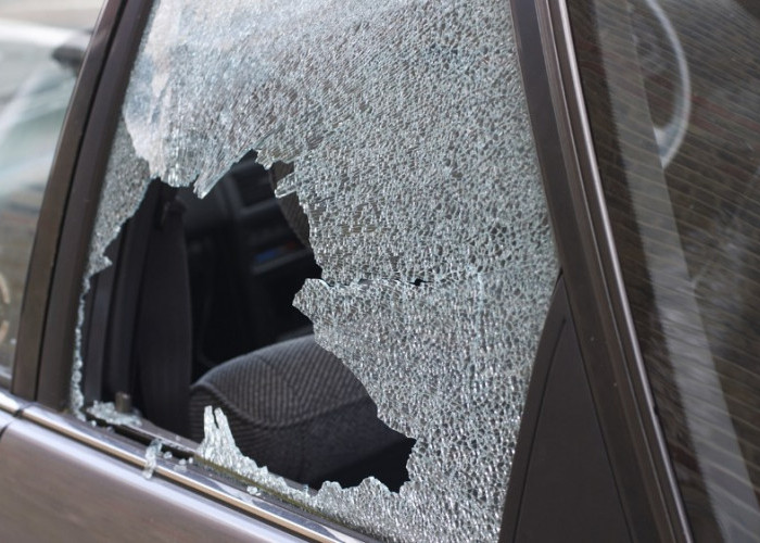 WASPADA! Aksi Teror Pecah Kaca Mobil di Magelang Marak Lagi