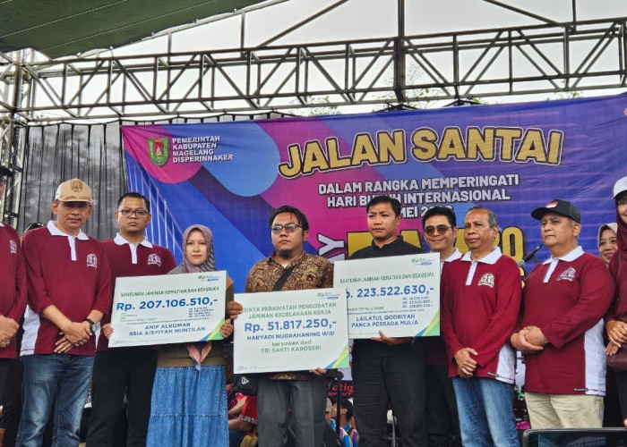 Hari Buruh, Bupati Magelang Serahkan Santunan BPJS Ketenagakerjaan Rp 482 Juta ke Ahli Waris