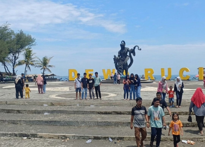 Libur Lebaran 2026, Pengunjung Pantai Dewaruci Purworejo Tembus 51 Ribu, PAD Capai Rp250 Juta